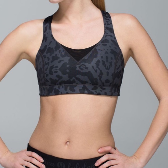 Lululemon In A Flash Bra II - Picture 2 of 9